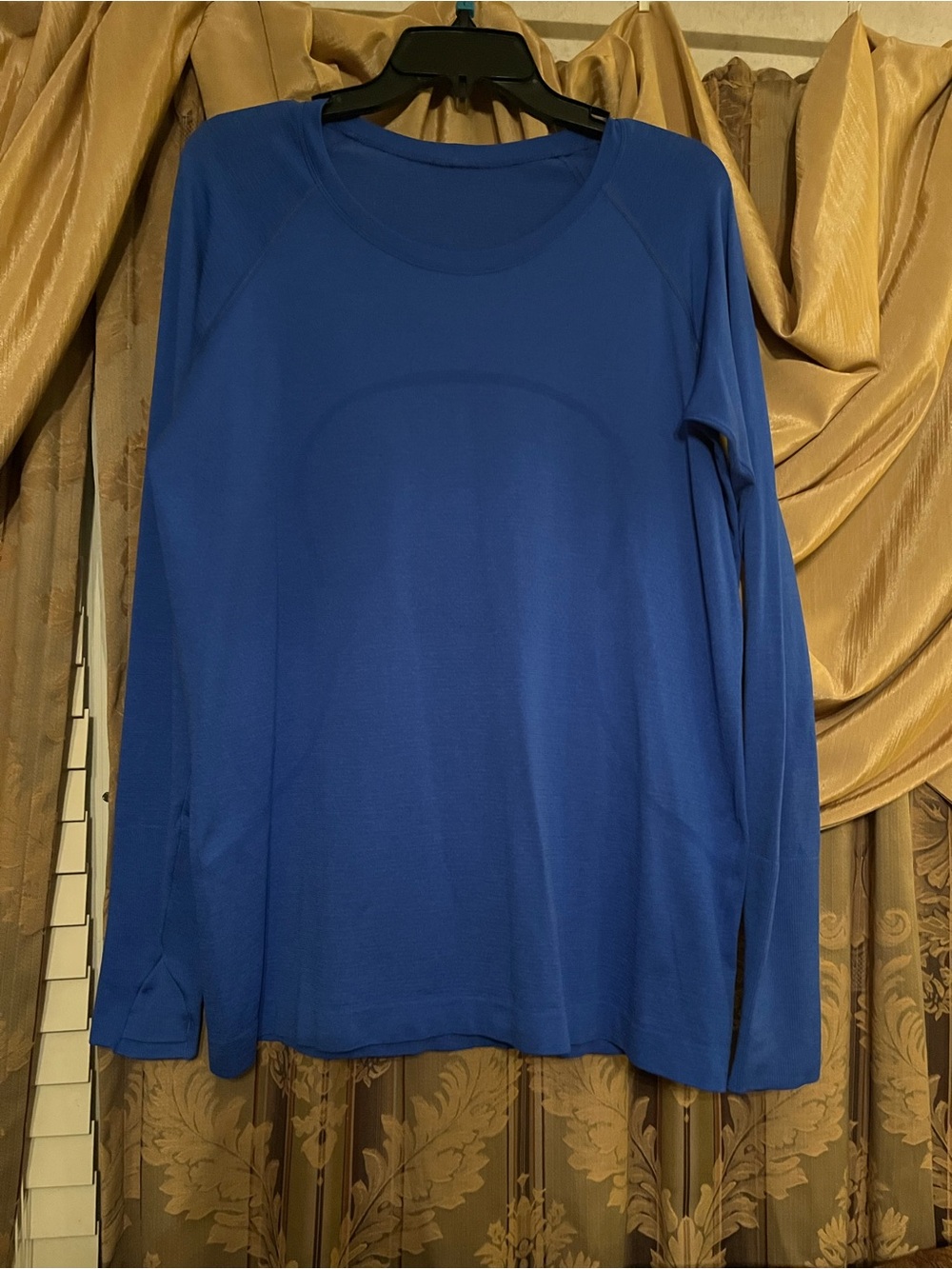 Lulu lemon Shirt